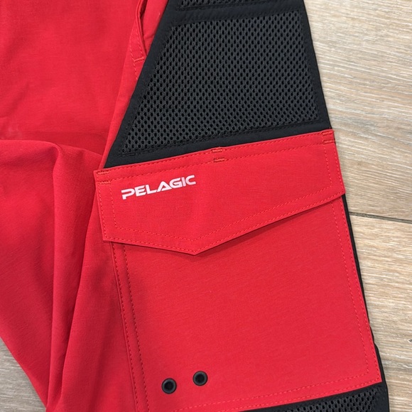 Pelagic Red and Black Board Shorts Quick-Dry Swimwear SZ 34 - Picture 2 of 7